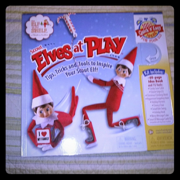 Elf on the Shelf kit with props - Picture 1 of 6